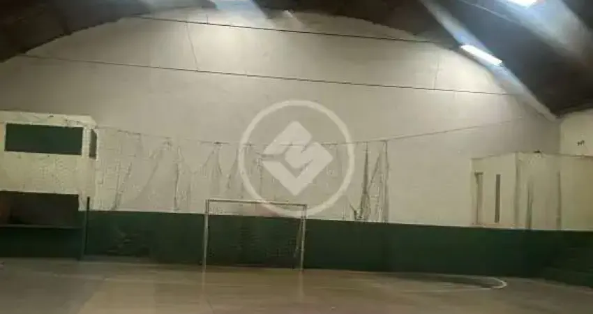 Galpão tipo ginásio – 1.000m² em terreno de 1.400m² em ótima avenida de vinhedo codigo: 144829