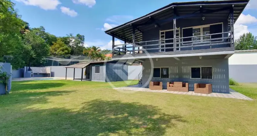 Casa com 3 dormitórios com piscina para alugar (r$8.000,00 pacote) cond. são joaquim vinhedo sp. codigo: 73618