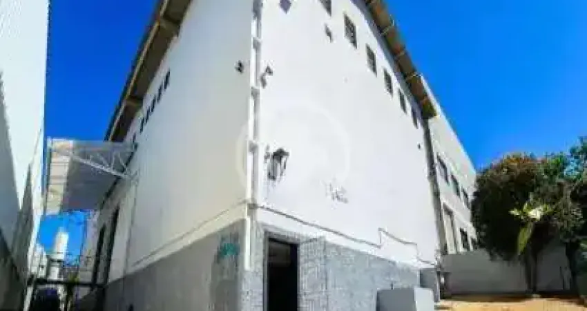 Oportunidade para investidor: galpão locado por r$ 28 mil em condomínio fechado – valinhos/sp codigo: 145848