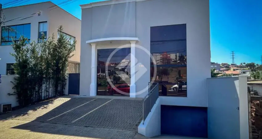 Locação prédio com salas e garagem subterrânea, ar condicionado em todos os ambientes. codigo: 138051