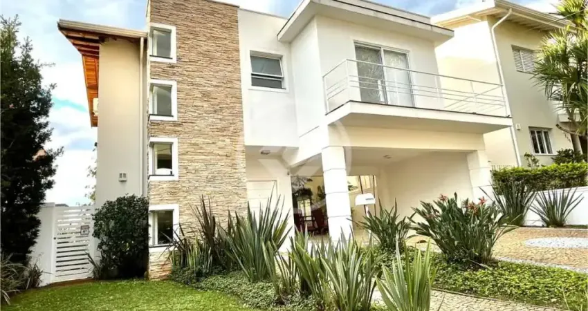 Òtima casa com quatro suítes em 256m2 construidos no condomínio recanto dos paturis, ótima localização na cidade de vinhedo. codigo: 152081