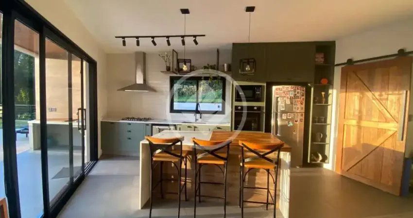 Casa a venda e locação com 03 suítes em condomínio fechado em vinhedo sp codigo: 157873