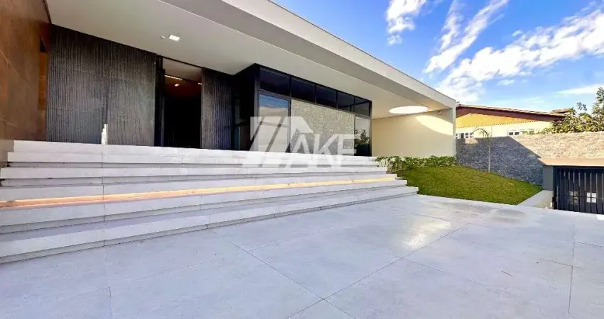 Casa com Piscina Proximo no Bairro Santa Maria, Chapeco-SC