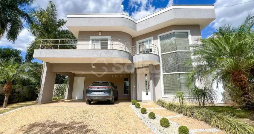 Casa á venda no Condomínio residencial Jardim das Palmeiras em Vinhedo, interior de São Paulo.