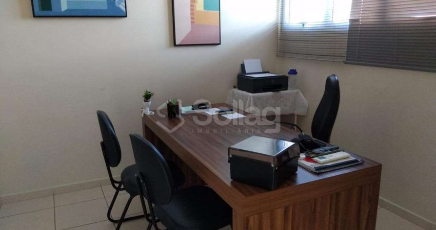 Sala comercial para alugar na Rua Odair Rotella, Centro, Vinhedo