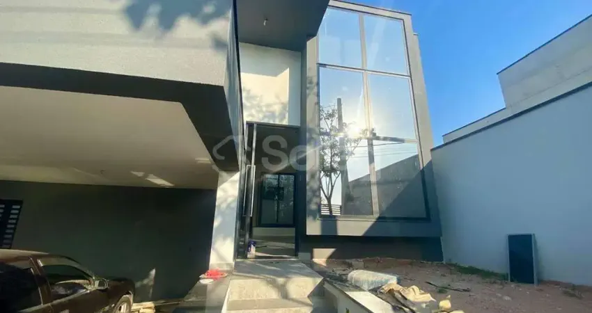 Casa à venda no Residencial Capivari em Louveira - interior de São Paulo.