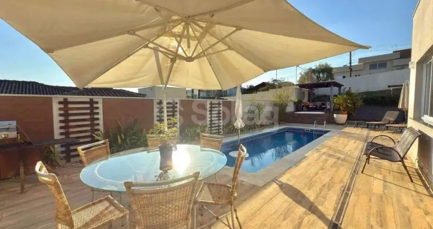 Casa à venda no Condomínio Vila Hípica II em Vinhedo - interior de São Paulo.