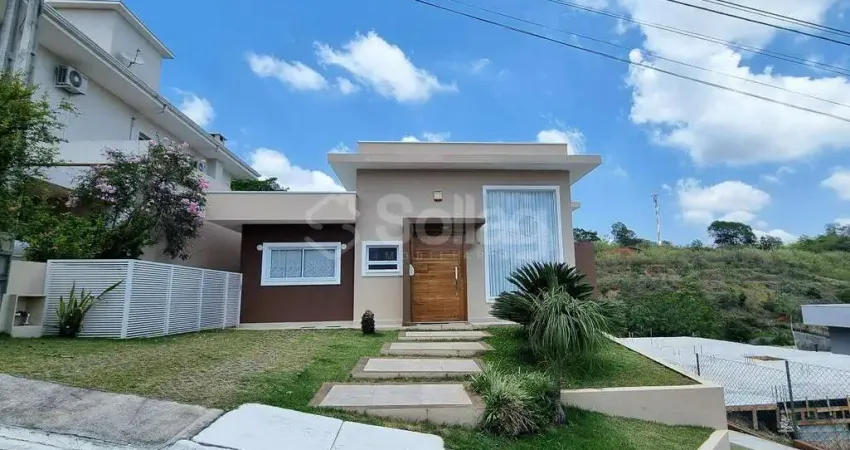 Casa para alugar com três suítes, piscina, escritório no Condomínio São Miguel em Vinhedo.