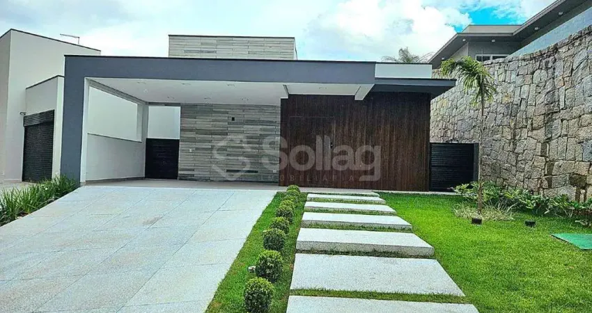 Casa em condominio para alugar com 03 quartos, sendo 01 suíte