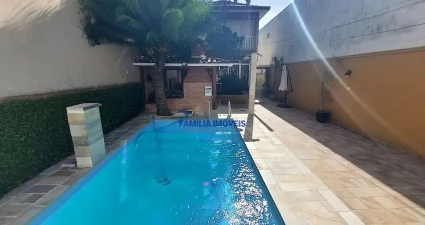 Casa em condomínio fechado com 4 quartos à venda na Rua Duque de Caxias, --, Campo Grande, Santos