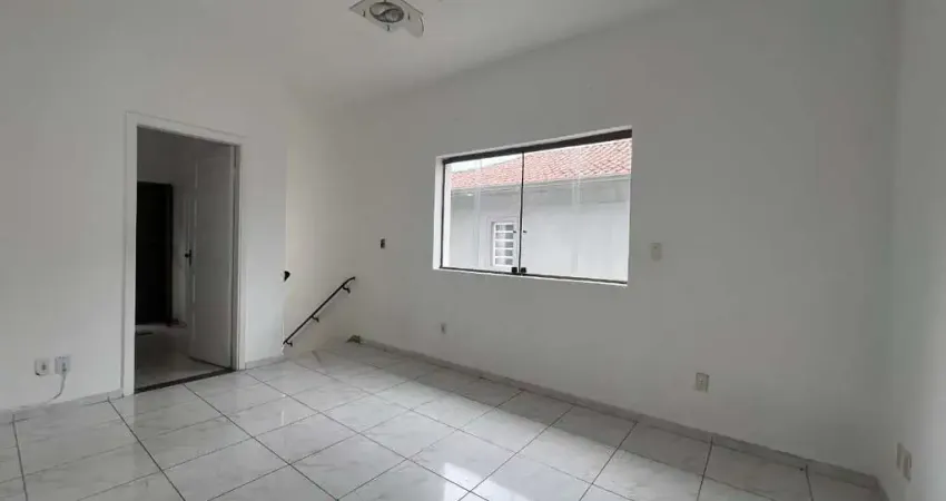 Casa em condomínio fechado com 3 quartos para alugar na Doutor Oswaldo Cruz, --, Boqueirão, Santos