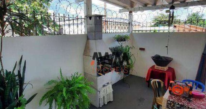 Casa com 2 dormitórios à venda, 300 m² por R$ 490.000,00 - Setor Aeroporto - Goiânia/GO