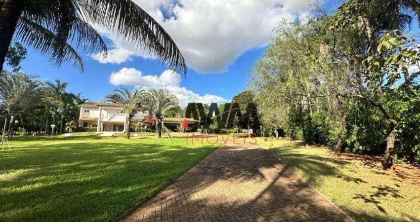 Chácara com 4 quartos, sendo 3 suites,  à venda por R$ 2.850.000 - Condomínio Alto da Boa Vista - Senador Canedo/GO