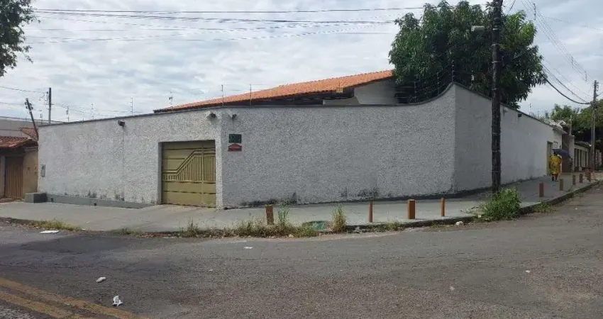Casa com 3 quartos à venda na Rua 9, Setor Morais, Goiânia