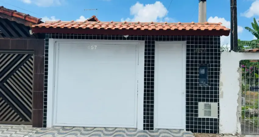 Casa com 2 quartos à venda na Avenida Presidente Kennedy, Jardim Real, Praia Grande