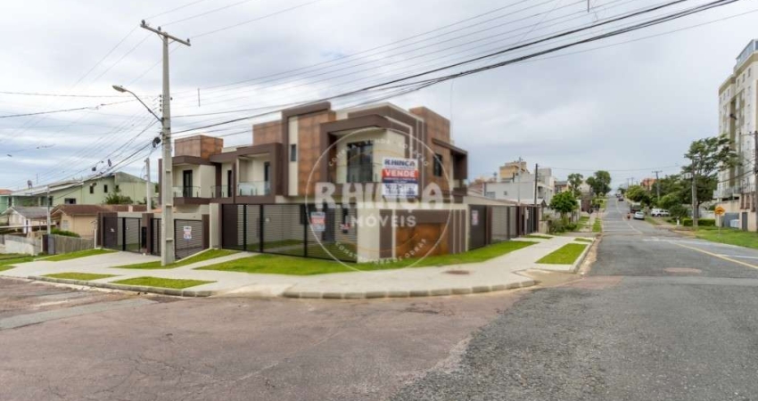 Sobrado com 3 quartos  à venda, 131.80 m2 por R$960000.00  - Capao Raso - Curitiba/PR