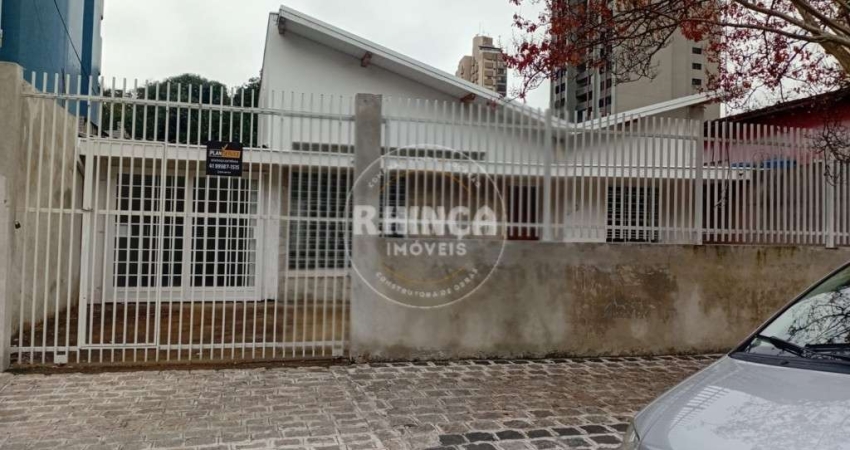 Residência Comercial para alugar, 300.00 m2 por R$10000.00  - Cristo Rei - Curitiba/PR