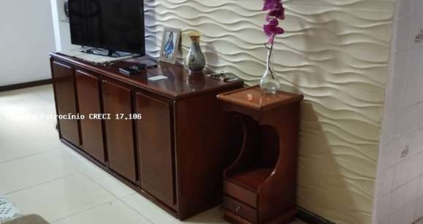 Apartamento para Venda em Salvador, Vale dos Lagos, 2 dormitórios, 1 banheiro
