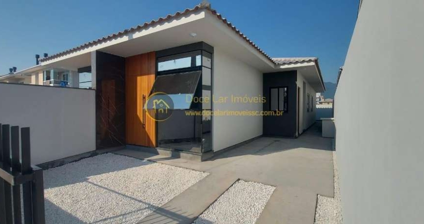 Casa para Venda em Palhoça, Nova Palhoça, 3 dormitórios, 1 suíte, 2 banheiros, 1 vaga
