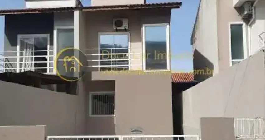 Sobrado para Venda em São José, Ipiranga, 2 dormitórios, 2 banheiros, 2 vagas