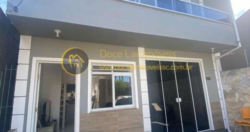 Casa para Venda em Palhoça, Madri, 4 dormitórios, 2 banheiros, 2 vagas