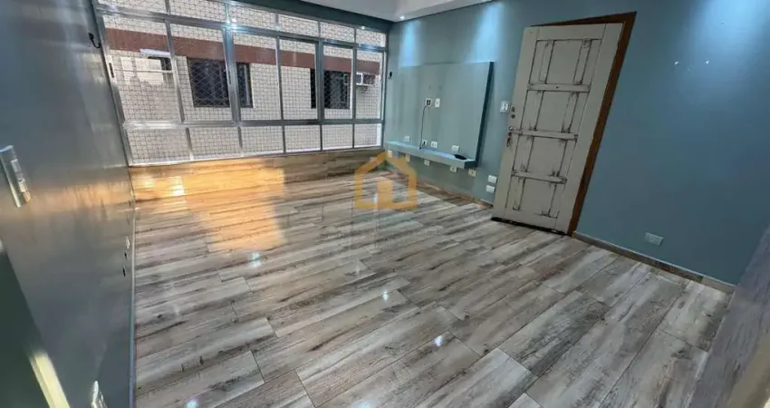 Apartamento de 2 Dormitórios  2  banheiro 1 vaga de garagem prédio com elevador e  na quadra  da Praia do Gonzaguinha , São Vicente/SP 