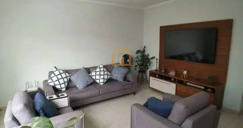 Sobrado com 3 dormitórios, sendo 1 suíte à venda - Aparecida - Santos/SP