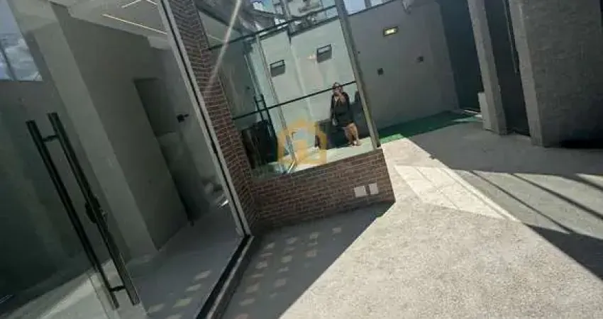 Casa Tríplex de Alto Padrão – Infraestrutura Completa e Elevador Panorâmico.