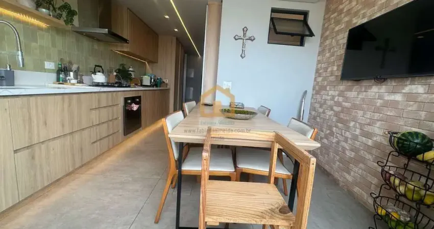 Apartamento à Venda – 2 Dormitórios | Vista Livre e Mar | Embaré – Santos/SP