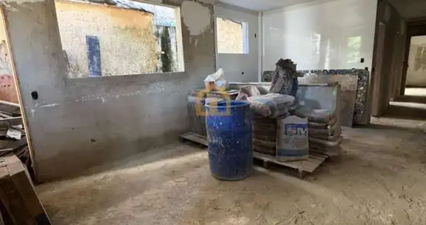 Sobreposta Térrea com 2 Suítes à Venda no Marapé – Santos/SP