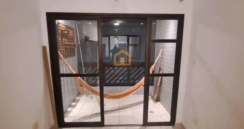 Apartamento Padrão 2 Dormitórios Vaga de garagem demarcada.