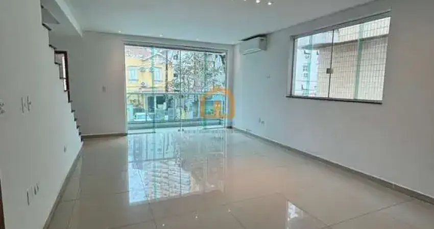 Casa com 4 quartos à venda na Rua Pernambuco, Gonzaga, Santos