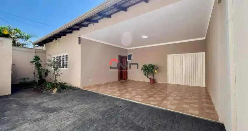 Casa com 4 quartos à venda no Santa Mônica, Uberlândia 