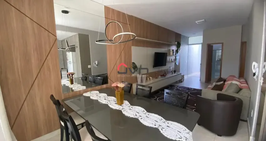 Casa com 2 quartos à venda na Rua Duarte Fonseca e Silva, Novo Mundo, Uberlândia