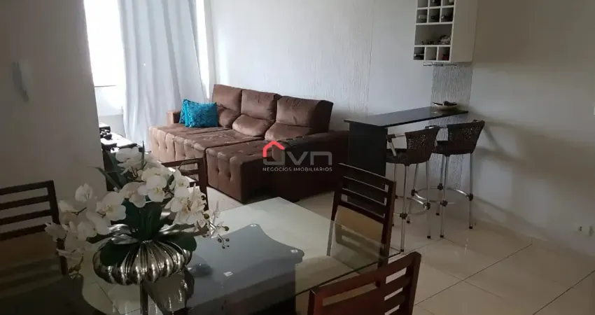 Apartamento no bairro bom jesus, com 02 quartos e sacada ampla.