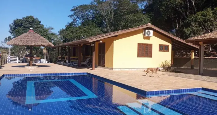 Chácara para Venda em Mogi das Cruzes, Pindorama, 3 dormitórios, 1 suíte, 1 banheiro, 5 vagas
