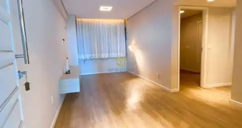 Apartamento á venda no Edificio Guanaces- Praia de Iracema.