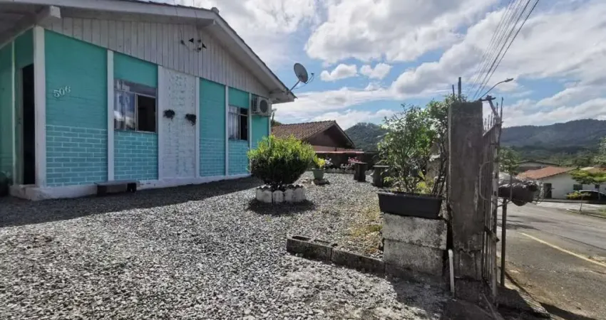 Casa com 2 quartos à venda no Jaraguá 84, Jaraguá do Sul 