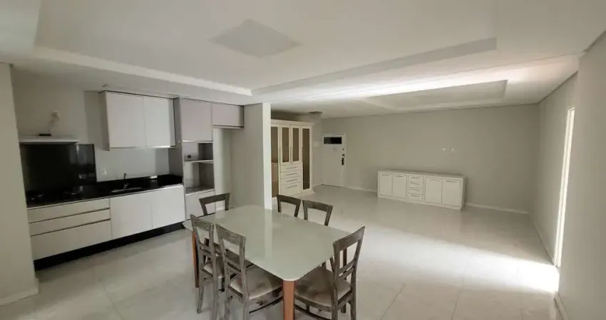 Apartamento com 3 quartos para alugar no Centro, Jaraguá do Sul