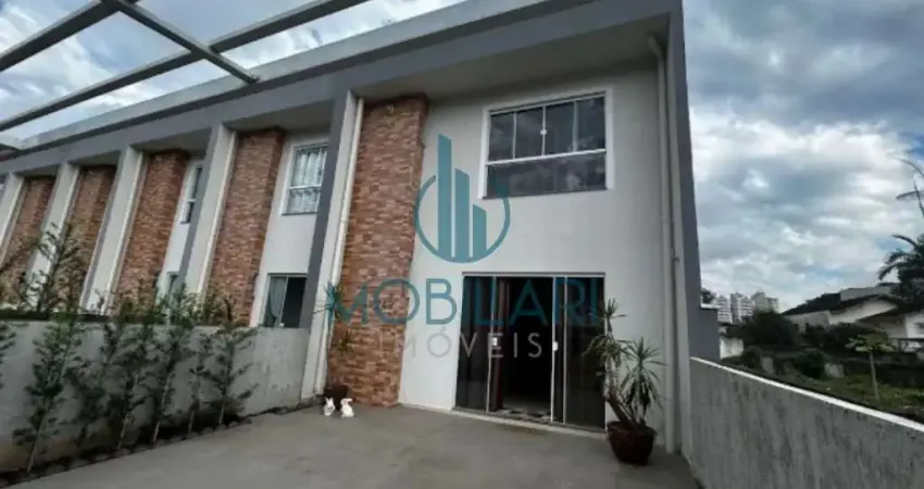 Casa com 3 quartos à venda no Velha, Blumenau 