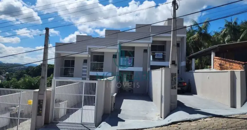 Lindo sobrado com duas suítes no bairro fortaleza em blumenau/sc