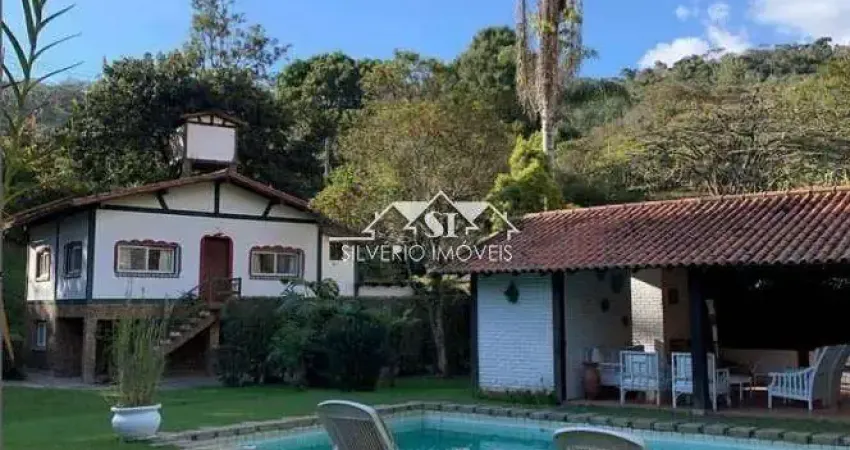 Casa em condomínio fechado com 9 quartos à venda no Cuiabá, Petrópolis 