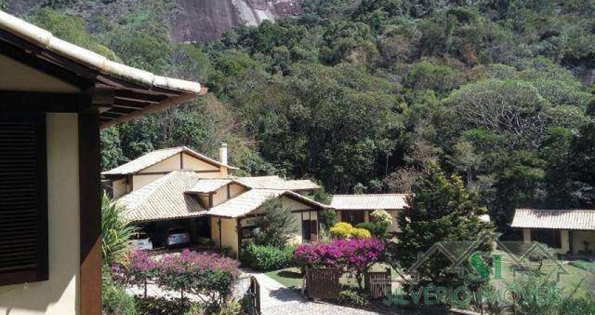 Casa- Petrópolis, Araras