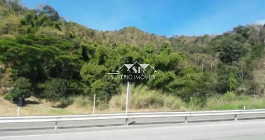 Terreno à venda no Centro, Areal 