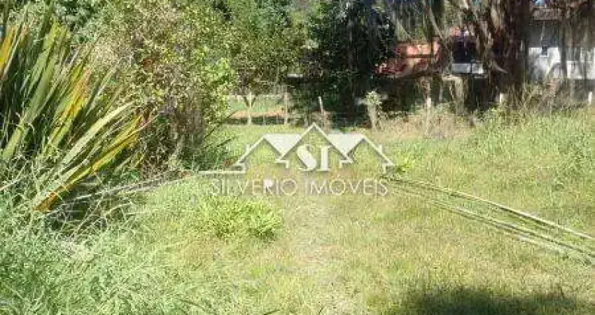 Terreno à venda no Carangola, Petrópolis 
