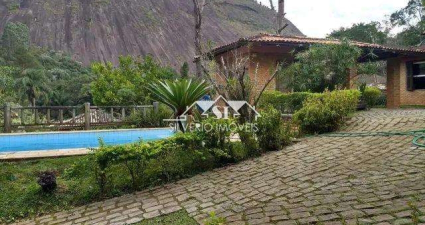 Sítio- Petrópolis, Araras