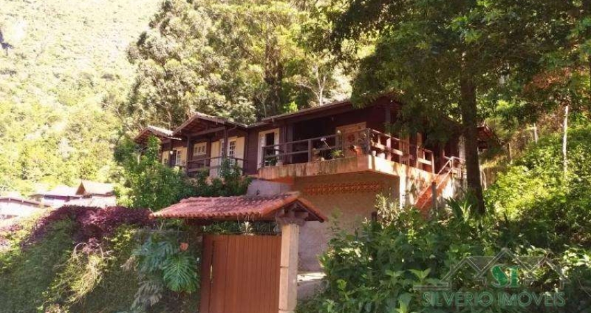 Casa com 3 quartos à venda no Retiro, Petrópolis 