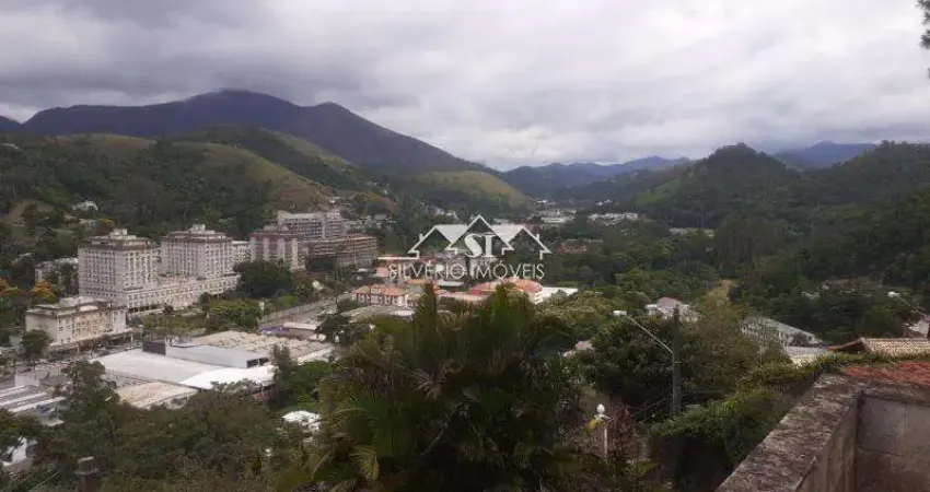 Terreno à venda no Bonsucesso, Petrópolis 