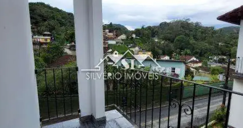 Casa- Petrópolis, Castelânea