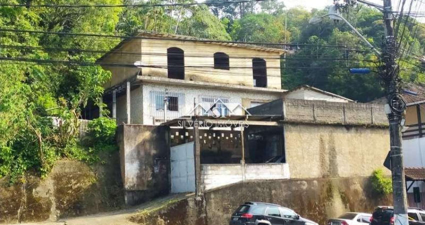 Casa com 3 quartos à venda no Quitandinha, Petrópolis 